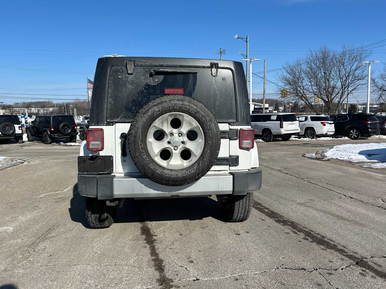 Thumbnail: 2014 Jeep Wrangler - 22