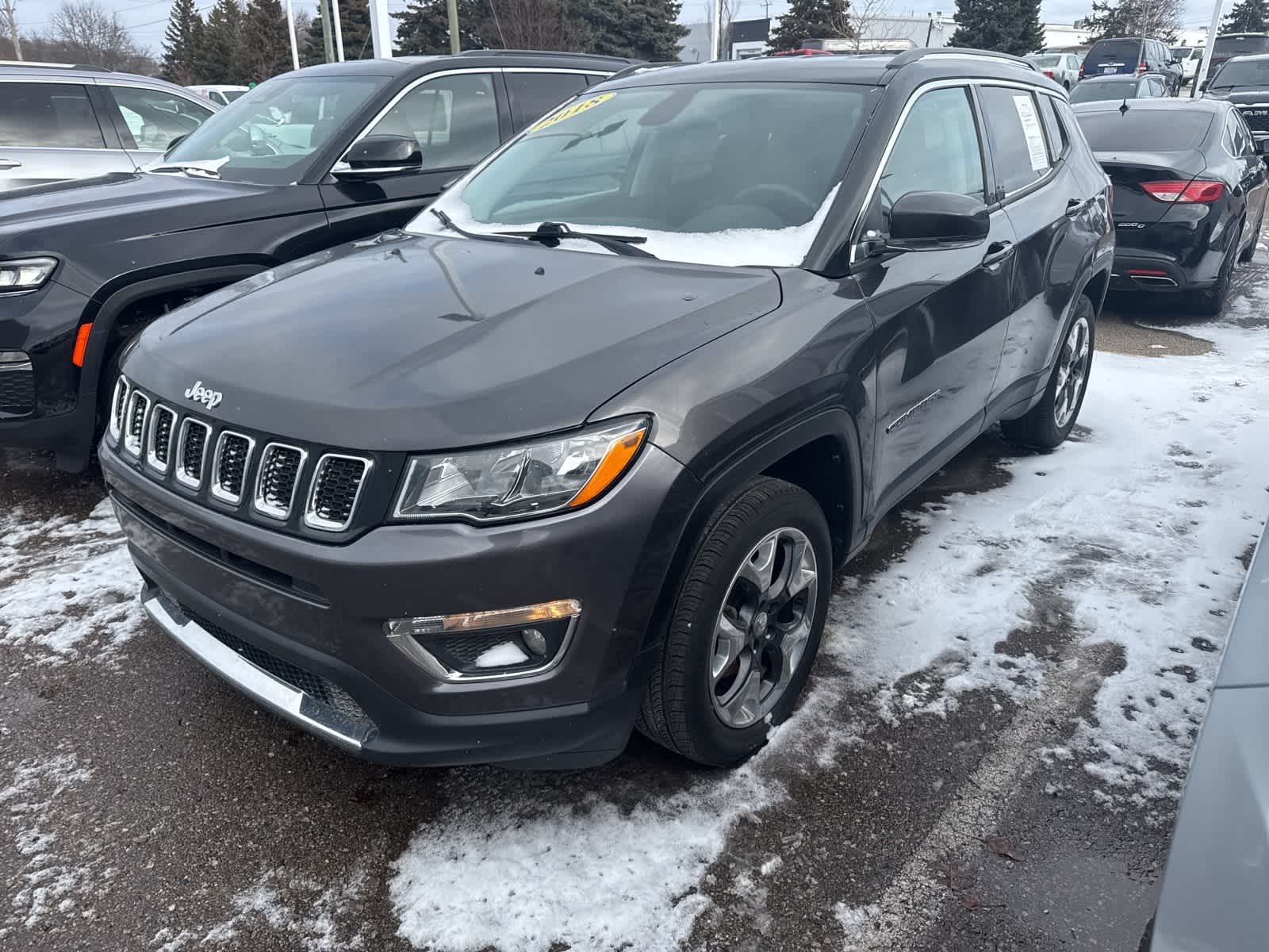 2018 Jeep Compass Limited's photo