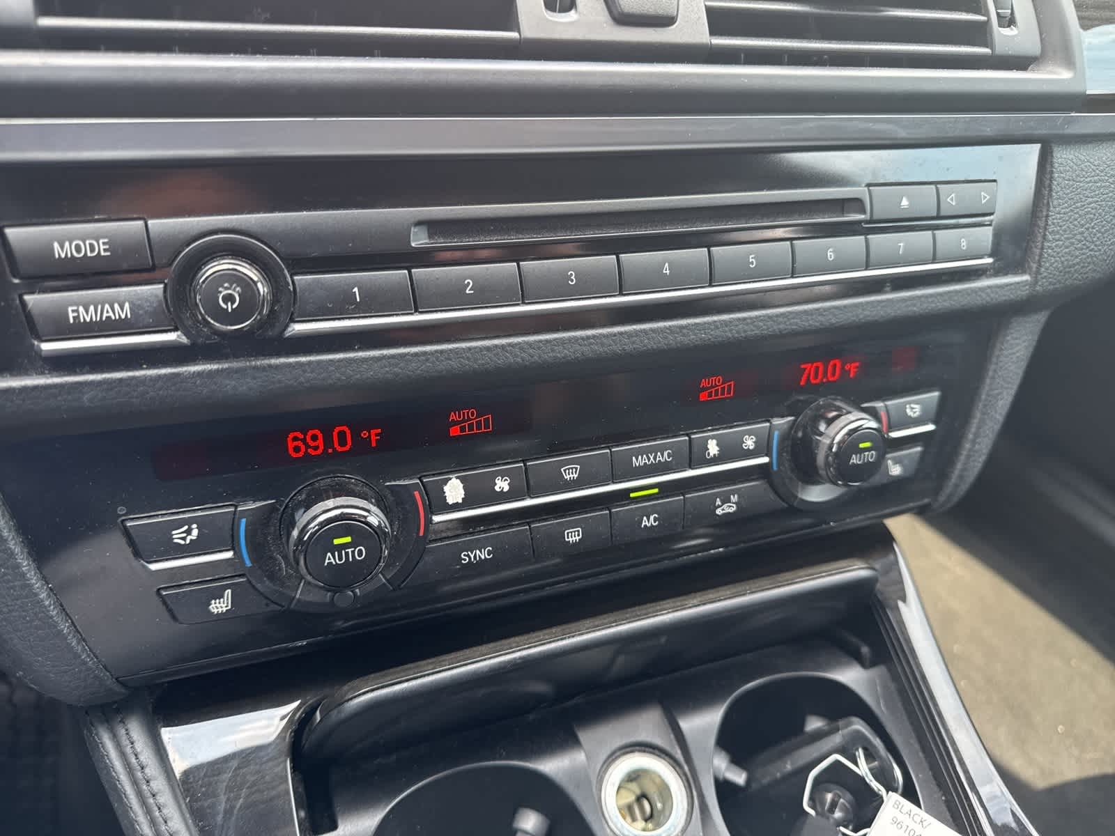 2015 BMW 5 Series 550i 35