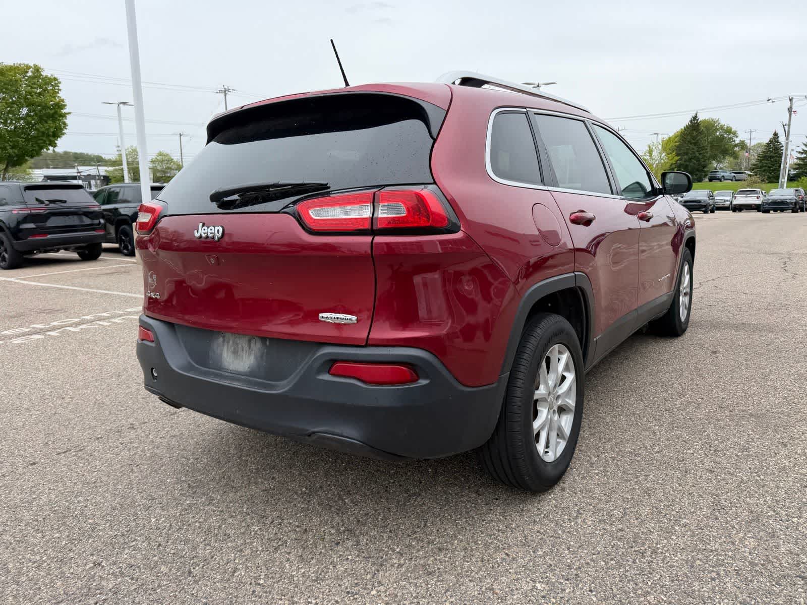 Thumbnail: 2015 Jeep Cherokee - 20