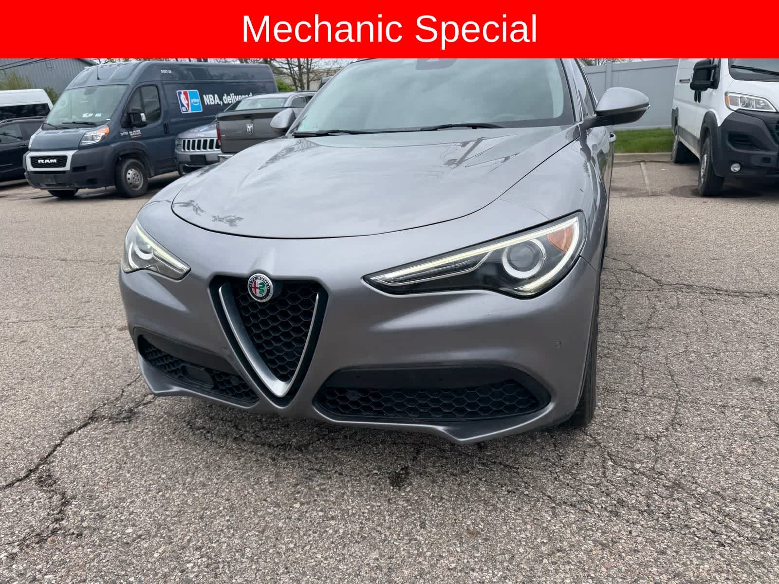 Thumbnail: 2018 Alfa Romeo Stelvio - 4