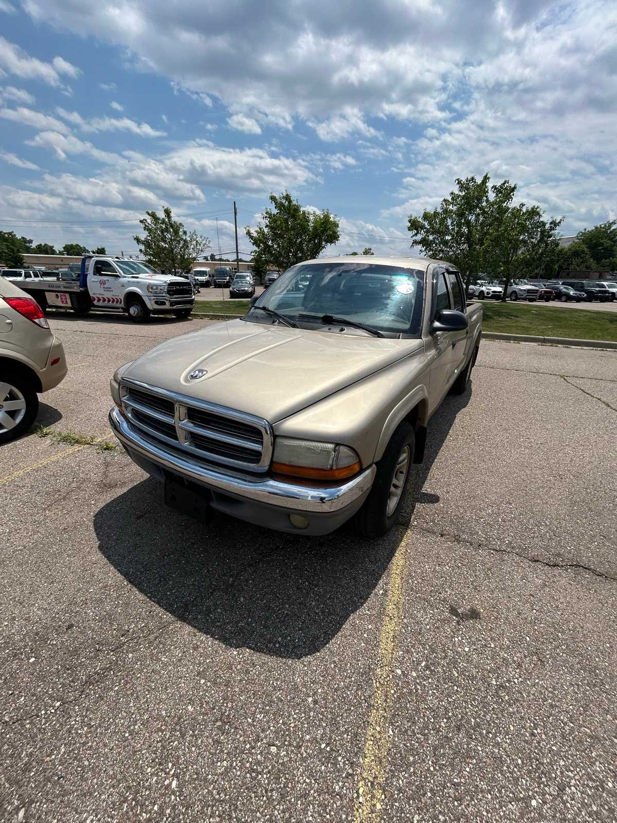 Thumbnail: 2004 Dodge Dakota - 3