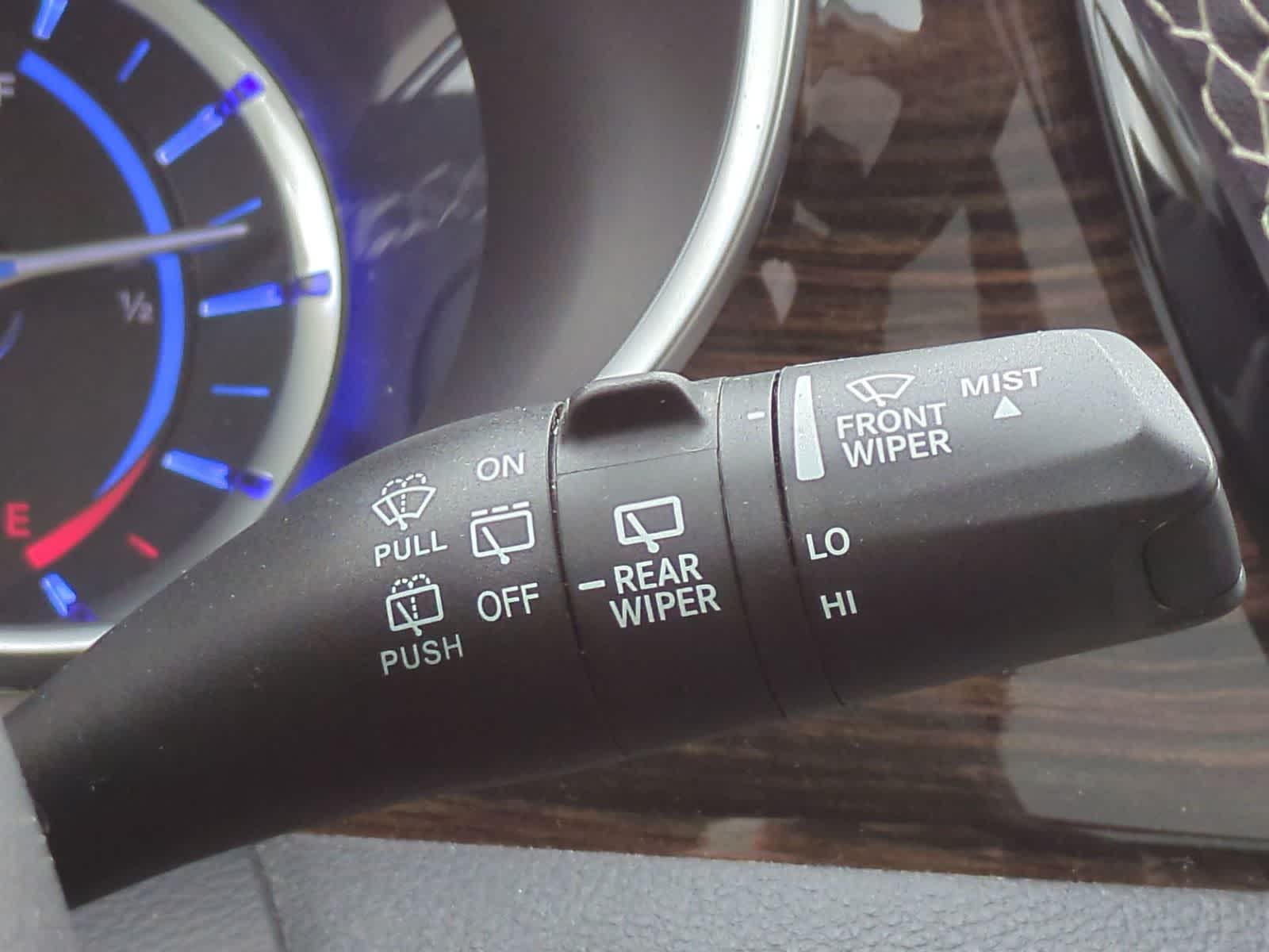 Thumbnail: 2022 Chrysler Pacifica - 28