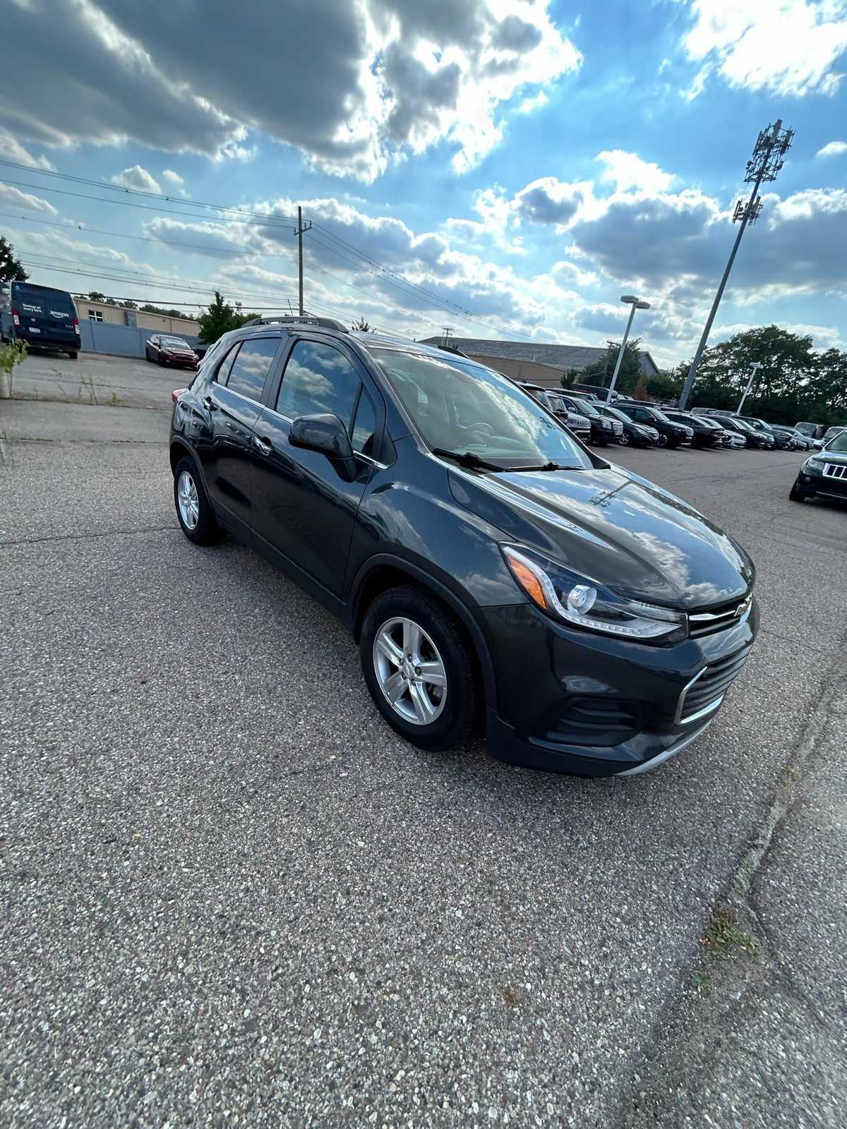 Thumbnail: 2019 Chevrolet Trax - 10