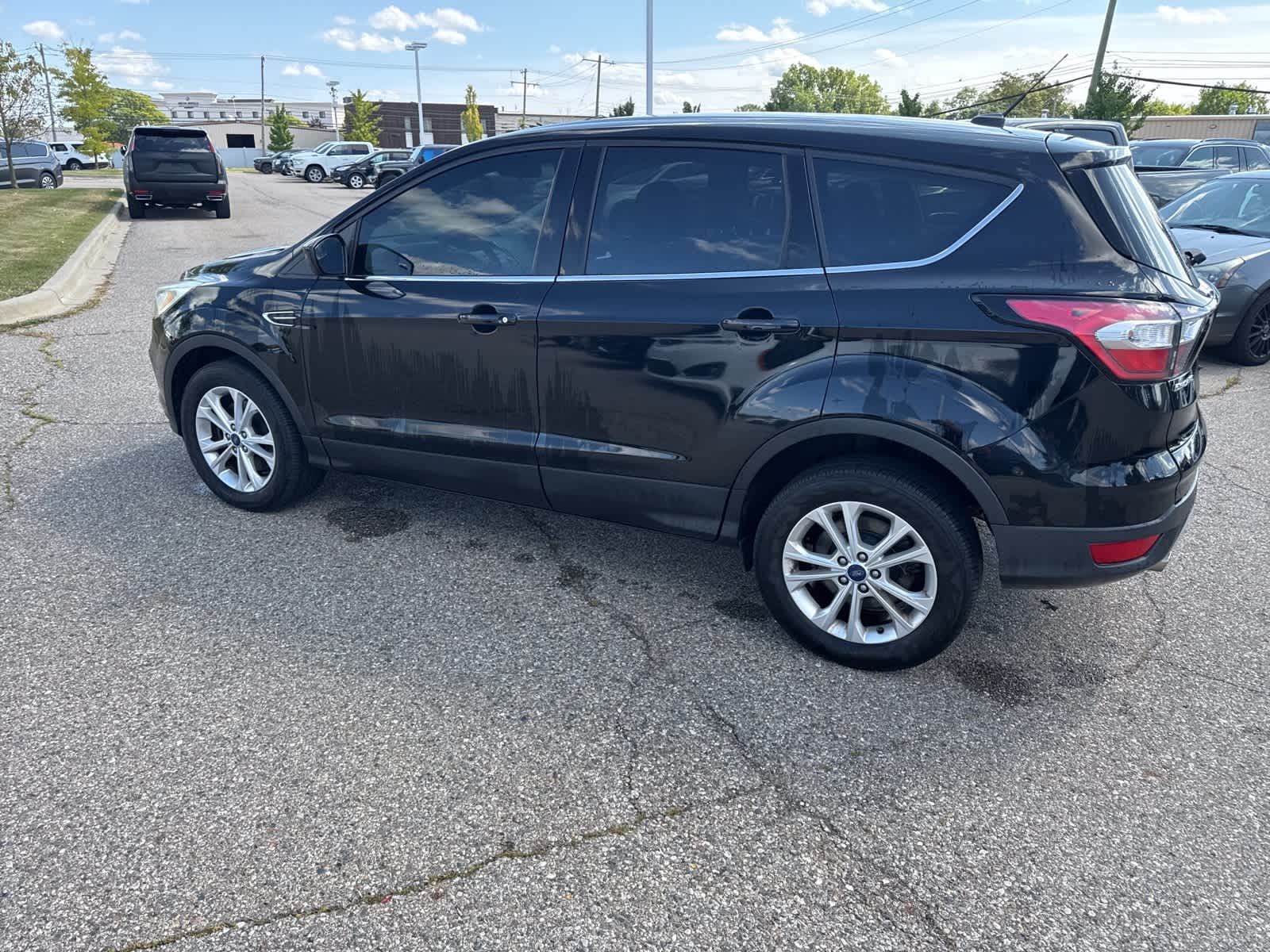 Thumbnail: 2017 Ford Escape - 18
