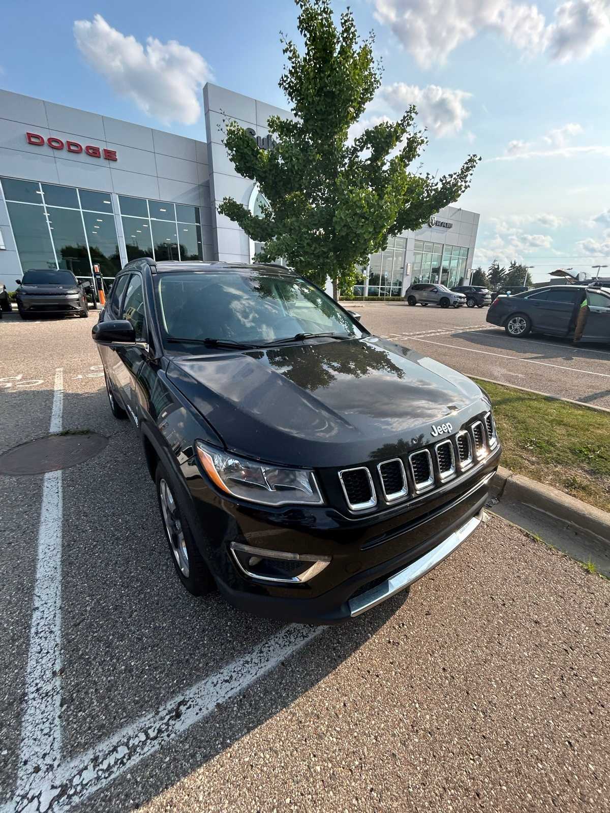 Thumbnail: 2020 Jeep Compass - 8