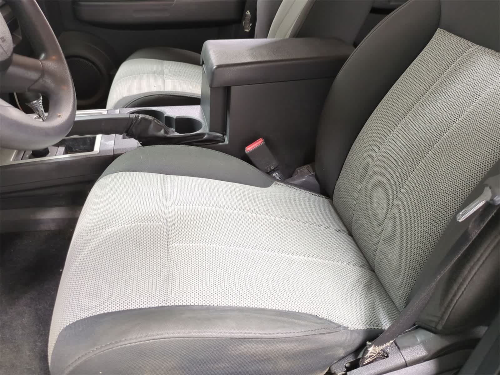 Thumbnail: 2009 Dodge Nitro - 17