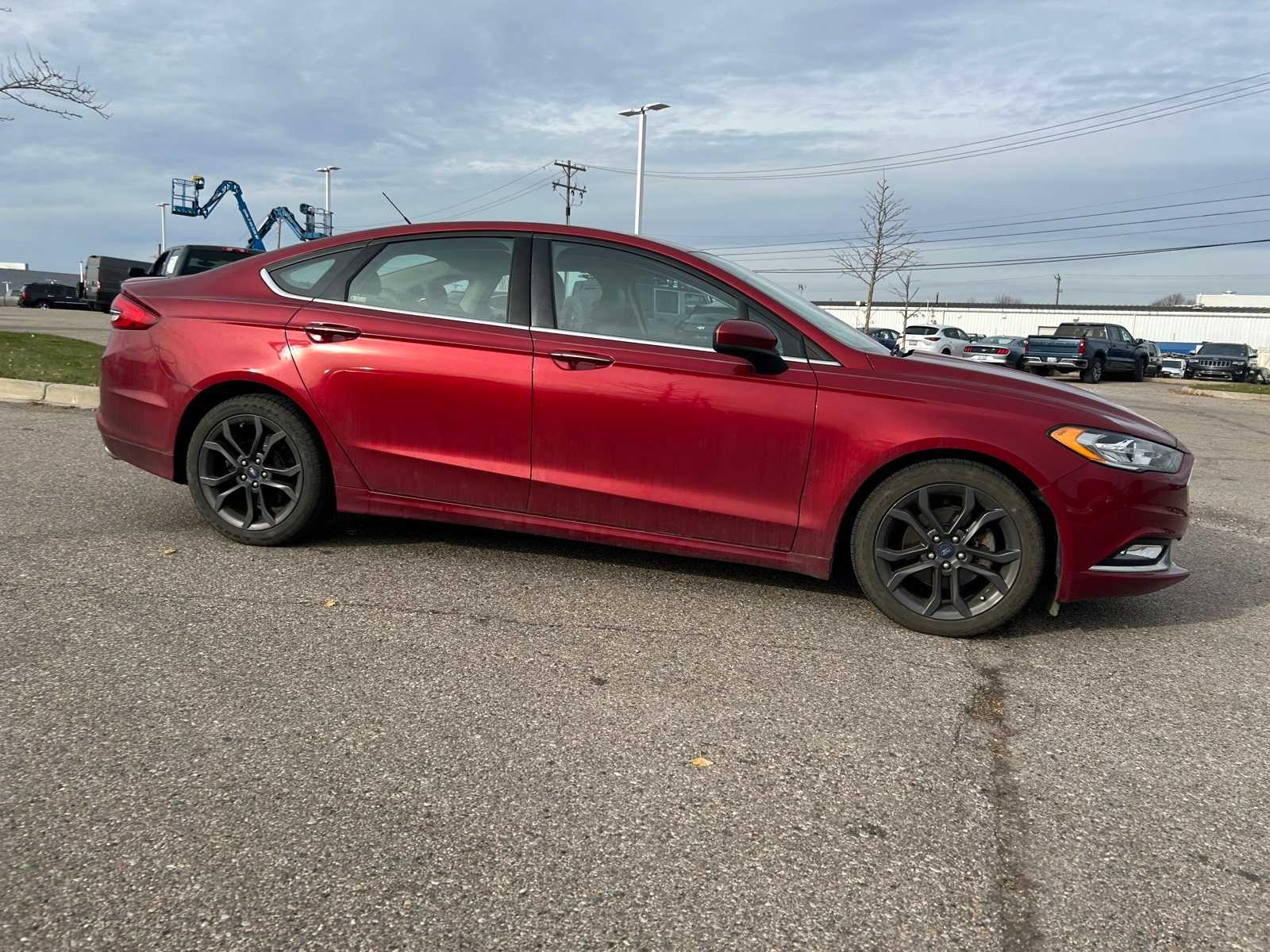 Thumbnail: 2018 Ford Fusion - 10