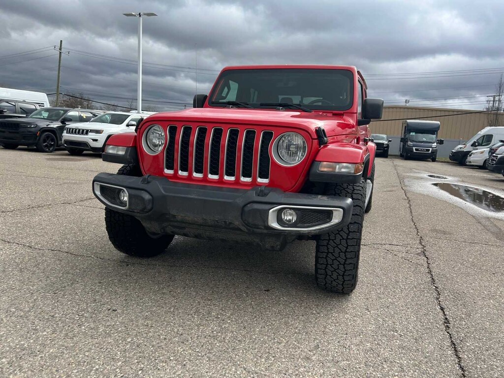 Certified 2021 Jeep Gladiator Overland Truck