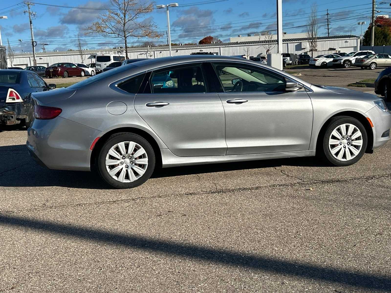 Thumbnail: 2015 Chrysler 200 - 15