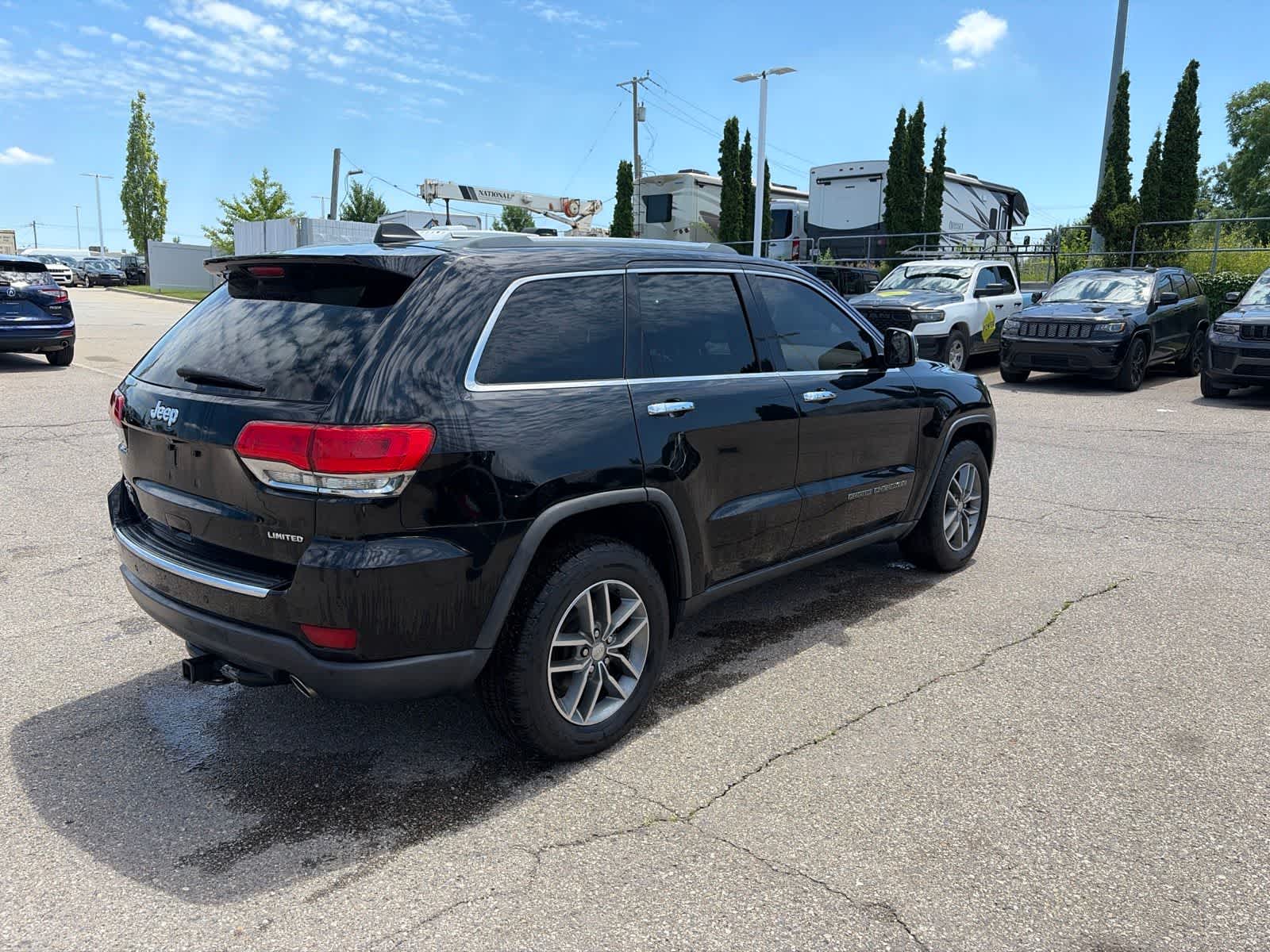 Thumbnail: 2018 Jeep Grand Cherokee - 5