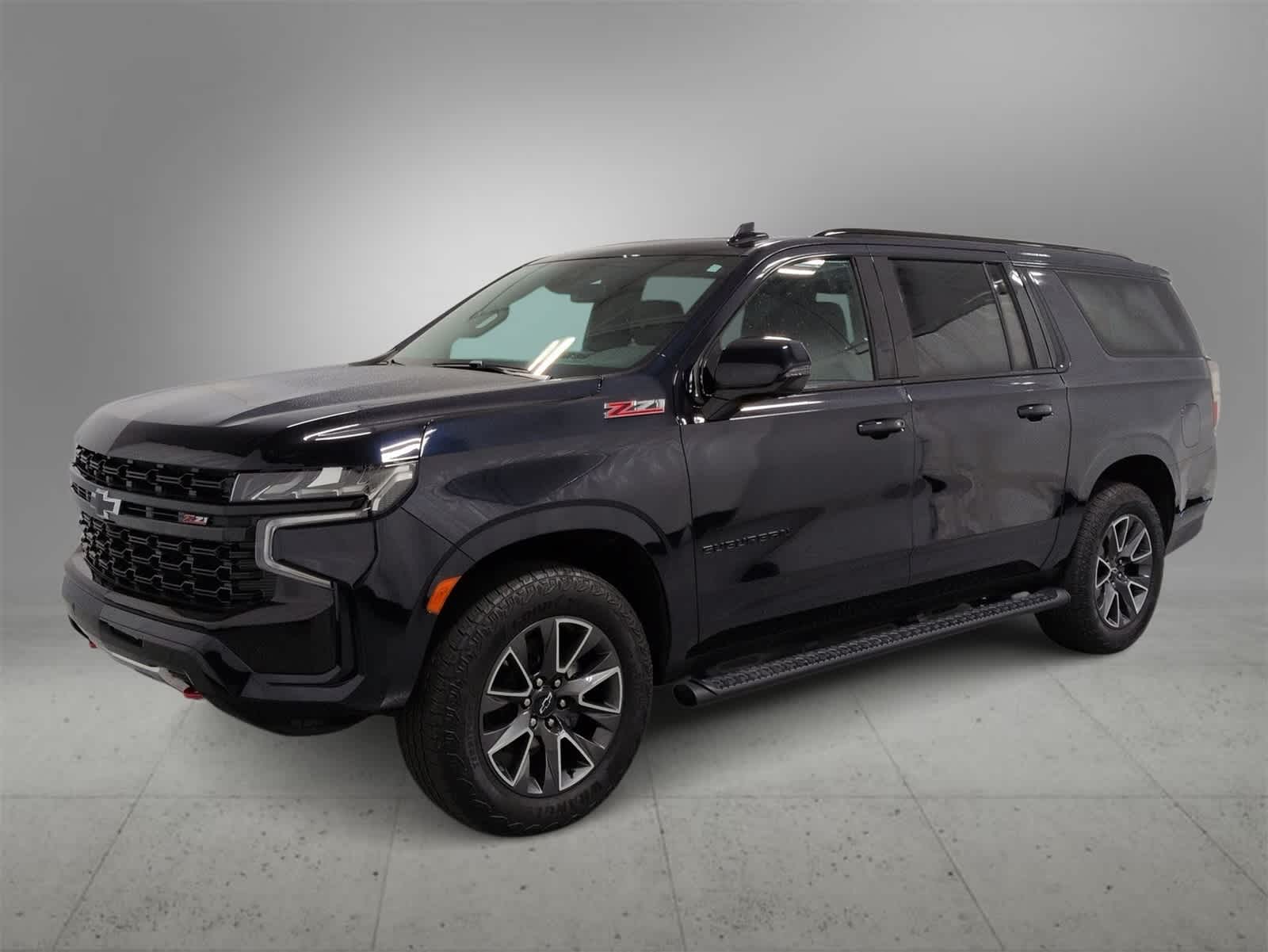 2024 Chevrolet Suburban Z71 photo 3