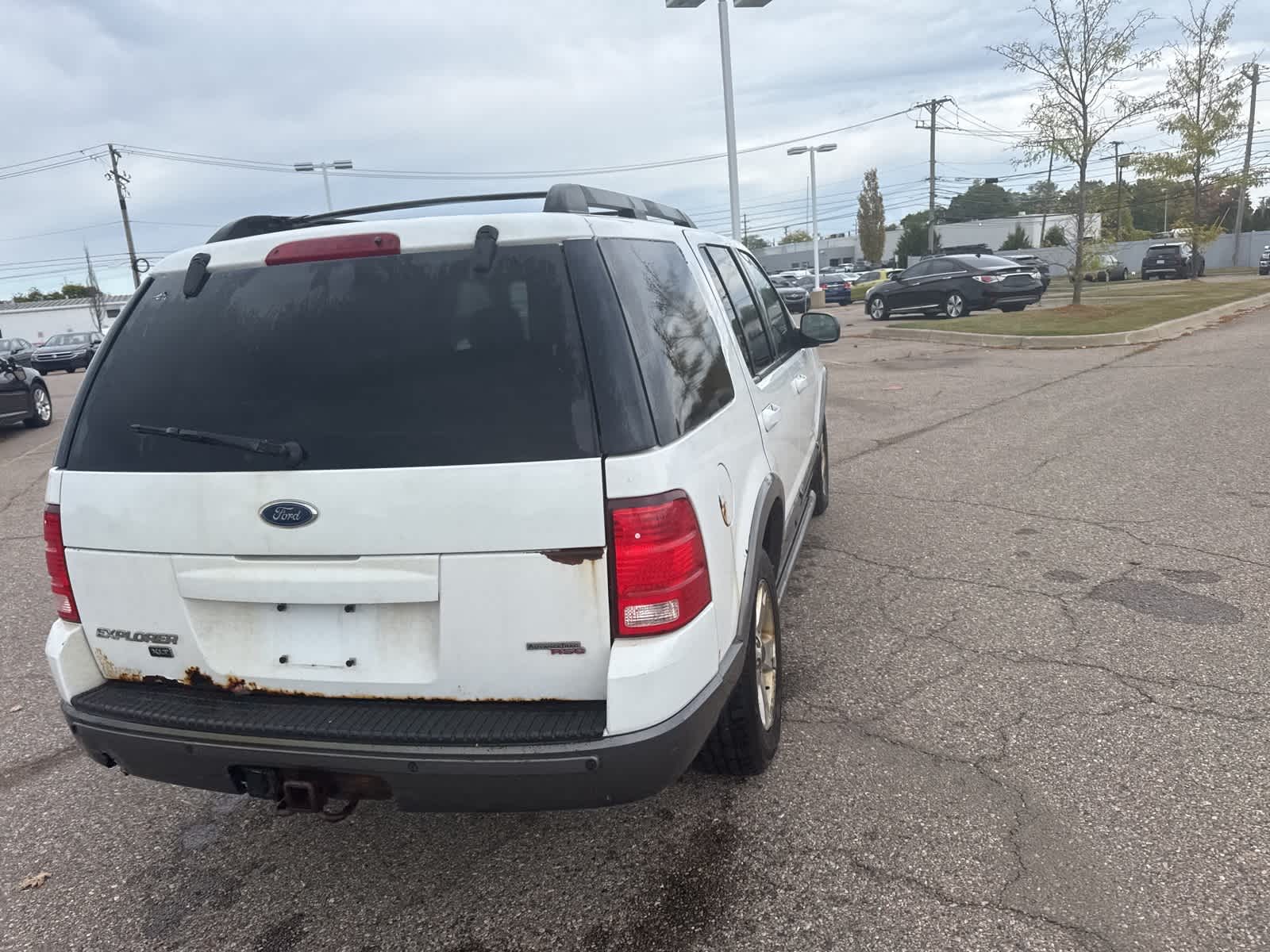 Thumbnail: 2005 Ford Explorer - 20