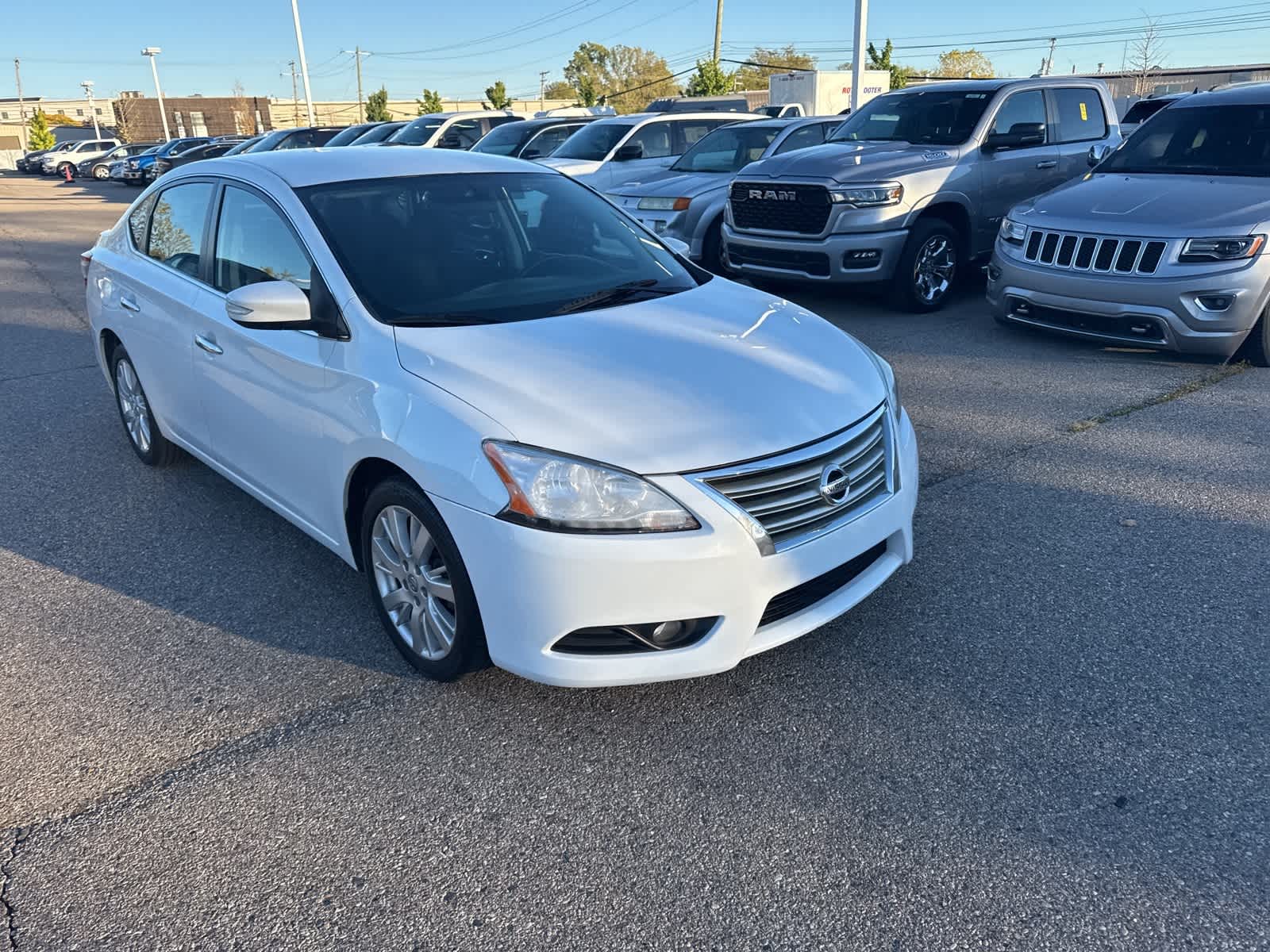 Thumbnail: 2013 Nissan Sentra - 4