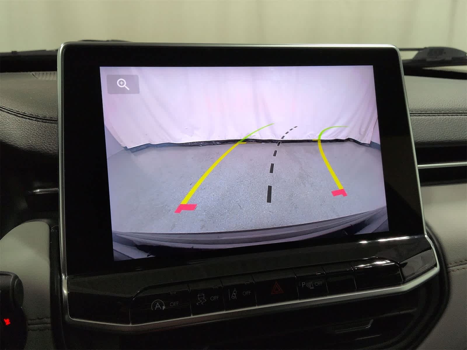 Thumbnail: 2023 Jeep Compass - 29