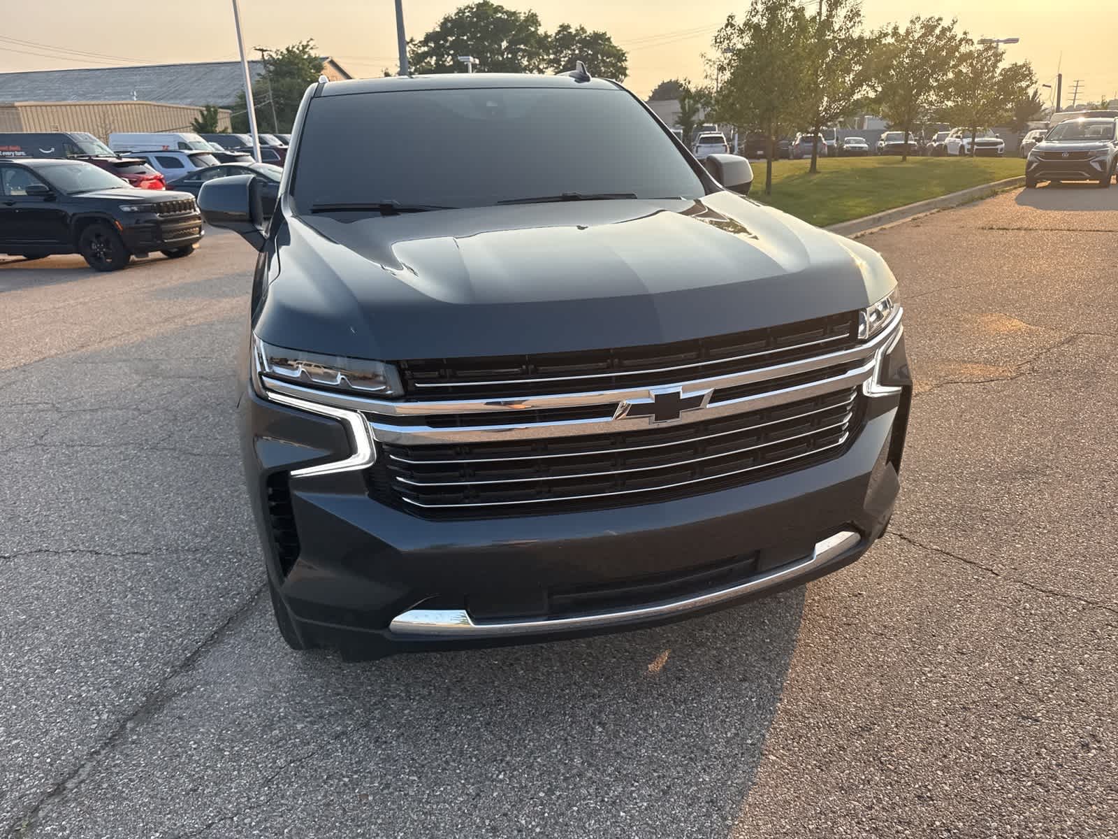 Thumbnail: 2022 Chevrolet Suburban - 6