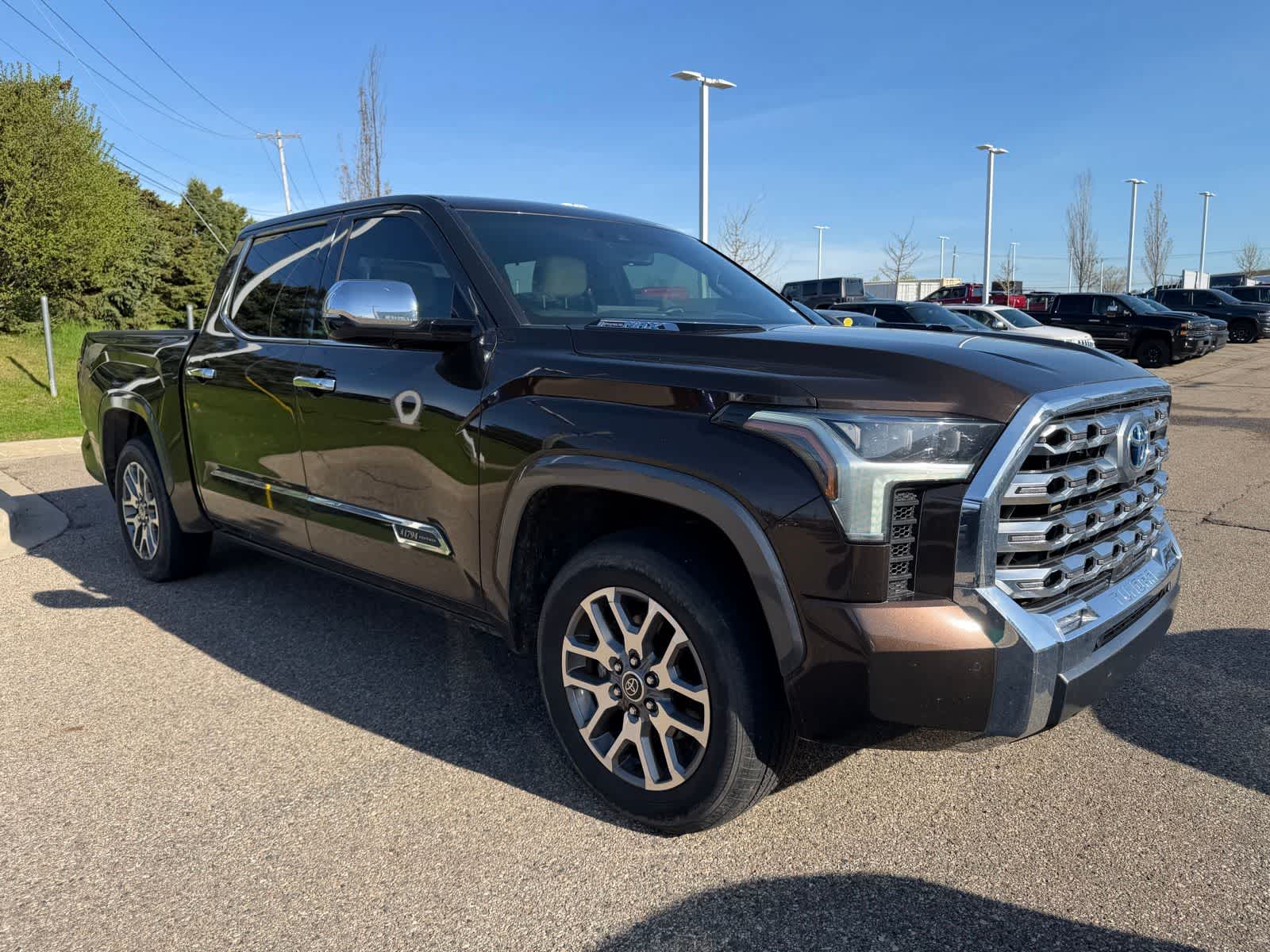 Thumbnail: 2022 Toyota Tundra - 9