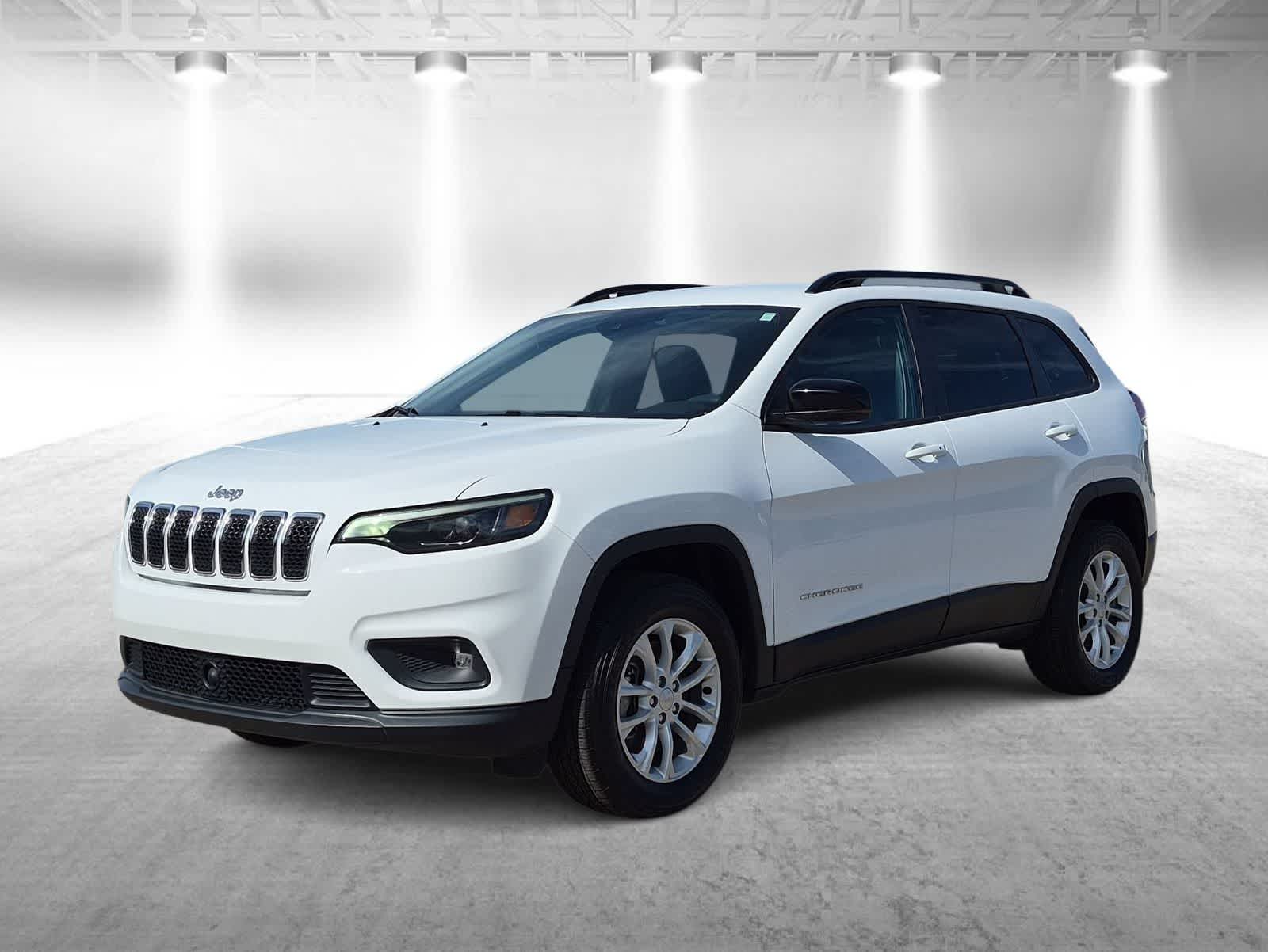 Thumbnail: 2022 Jeep Cherokee - 4