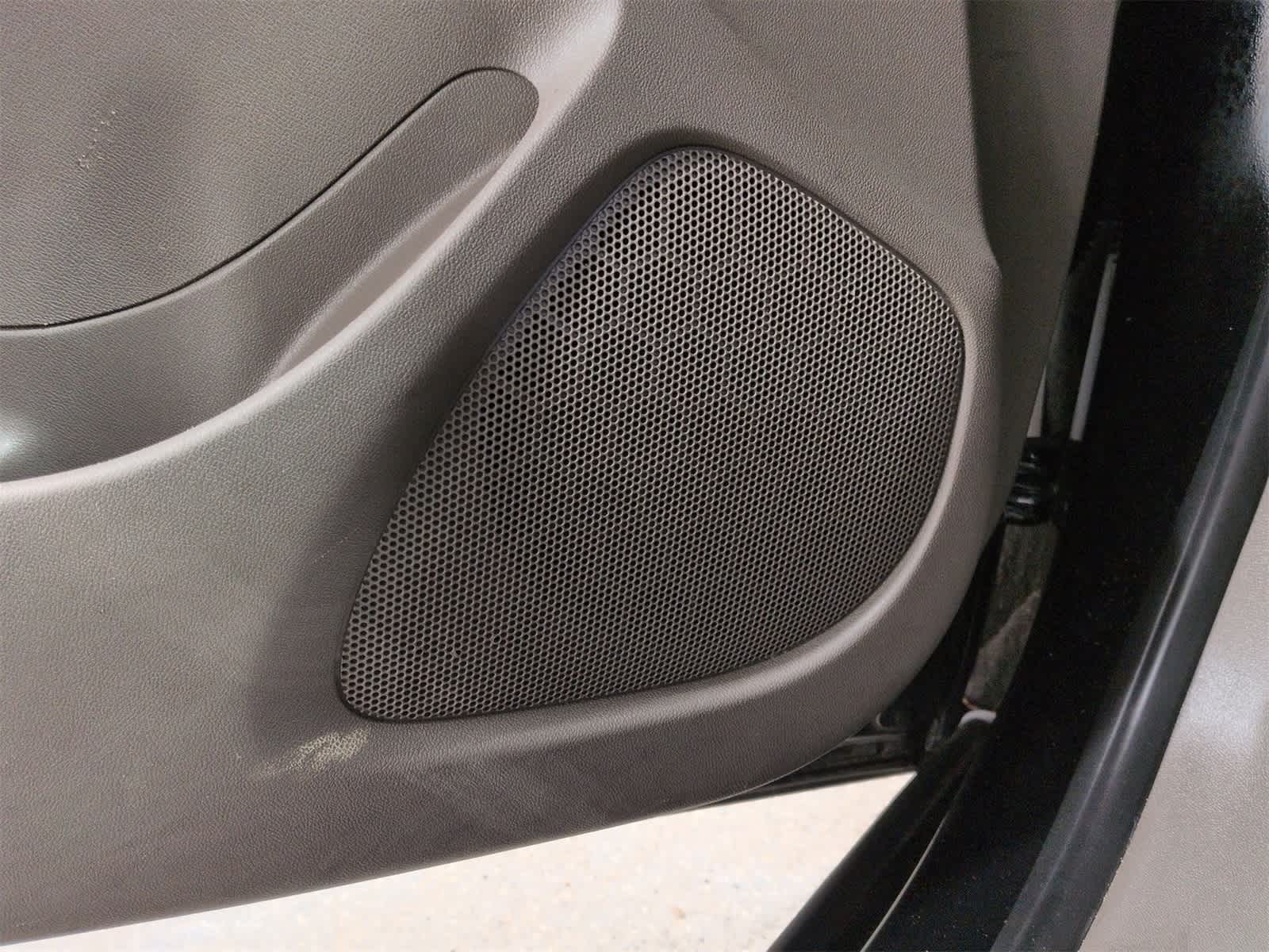 Thumbnail: 2018 Chevrolet Malibu - 30