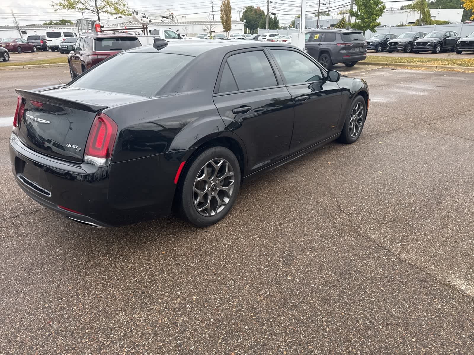 Thumbnail: 2018 Chrysler 300 - 16