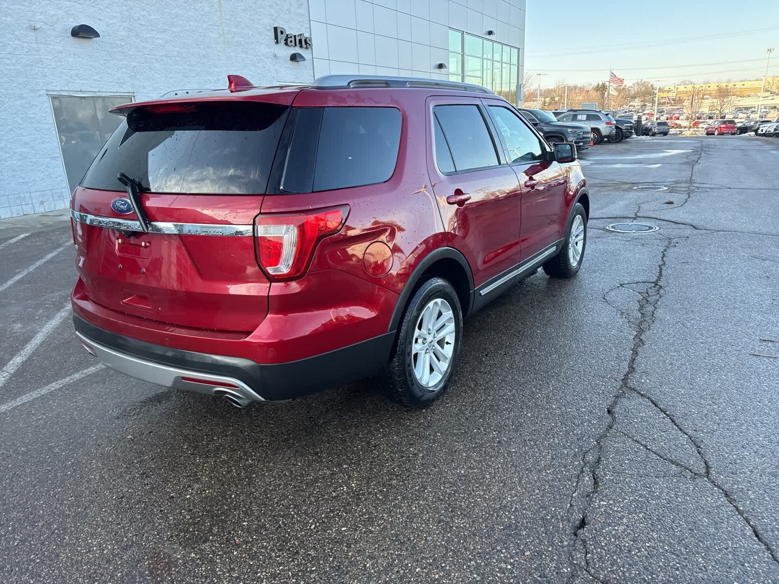 Thumbnail: 2017 Ford Explorer - 14