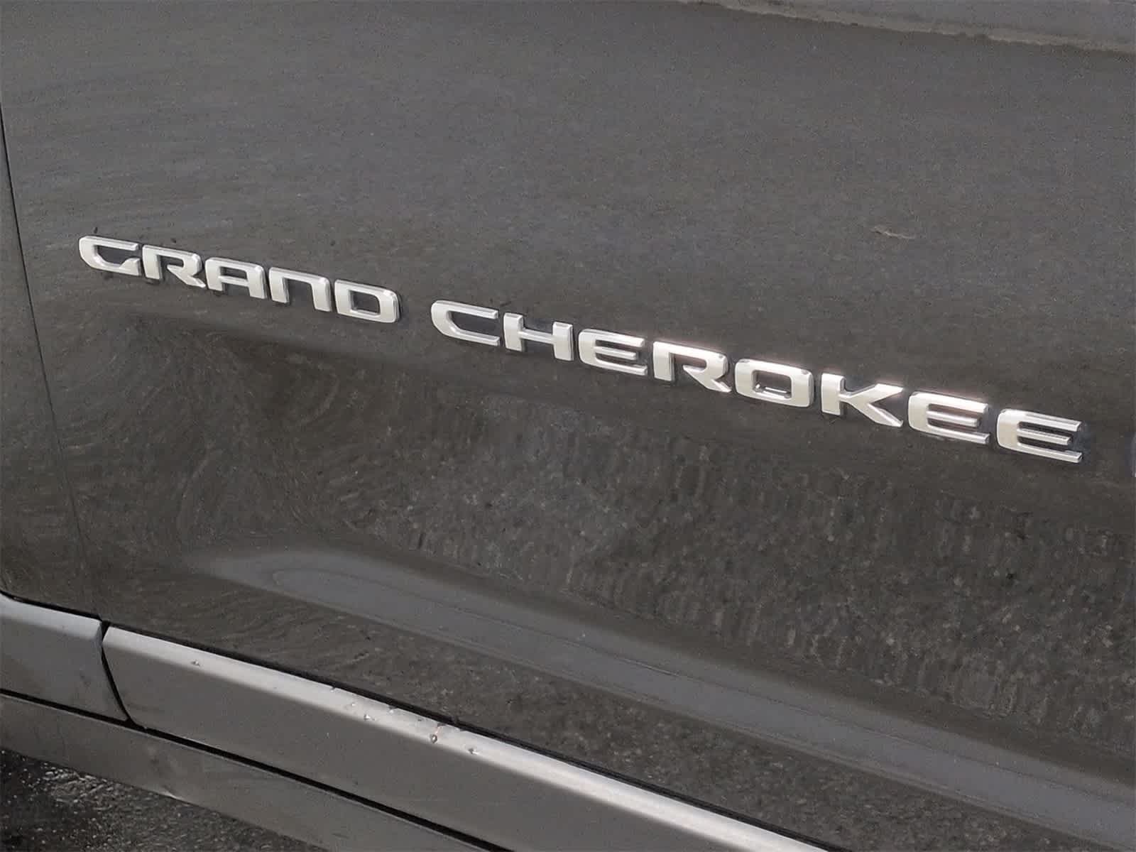 Thumbnail: 2023 Jeep Grand Cherokee - 13