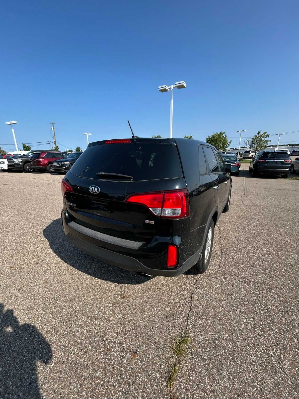 Thumbnail: 2015 Kia Sorento - 15