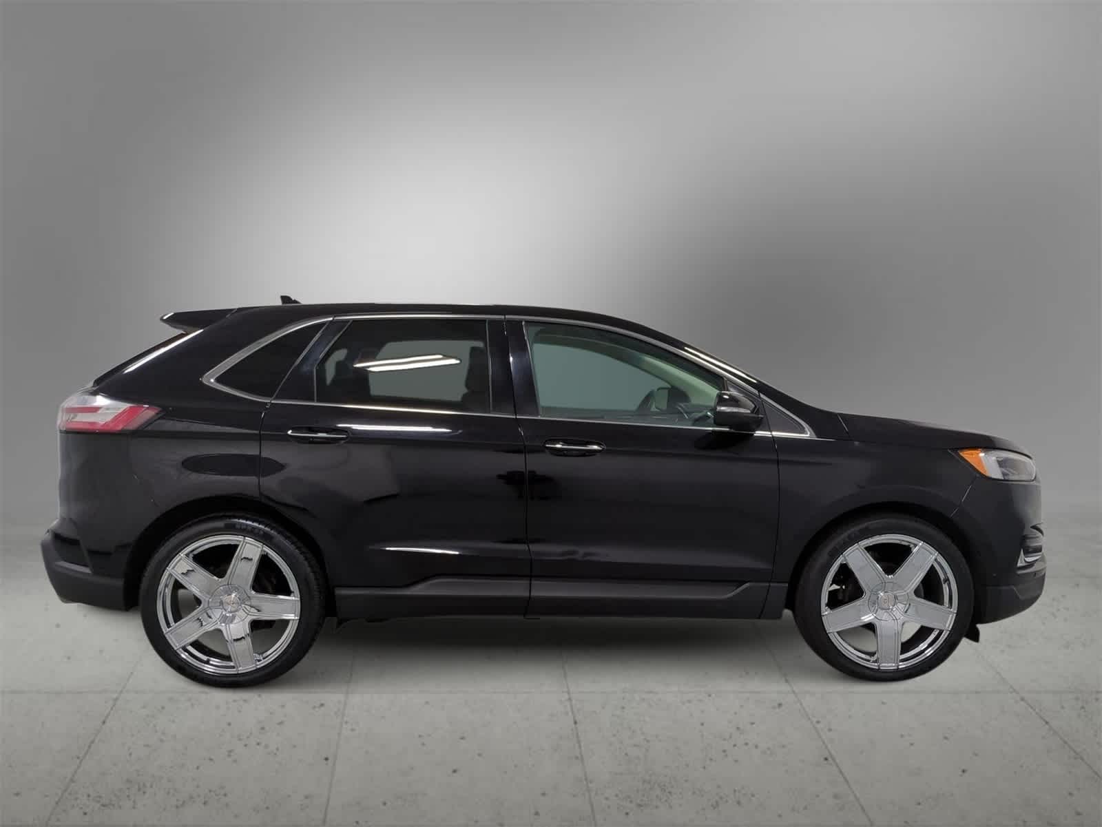 Thumbnail: 2020 Ford Edge - 9