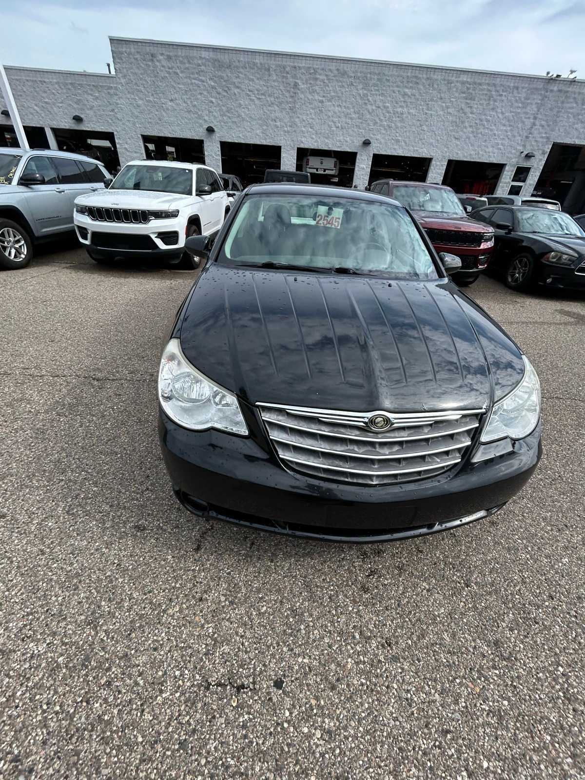 Thumbnail: 2009 Chrysler Sebring - 7