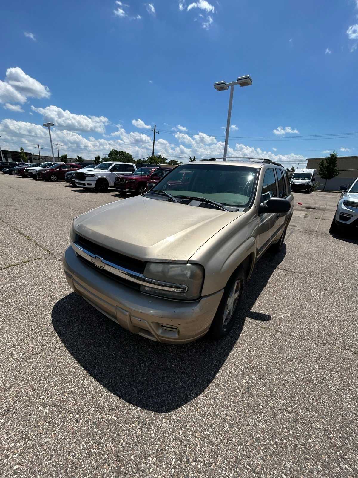 Thumbnail: 2004 Chevrolet TrailBlazer - 3