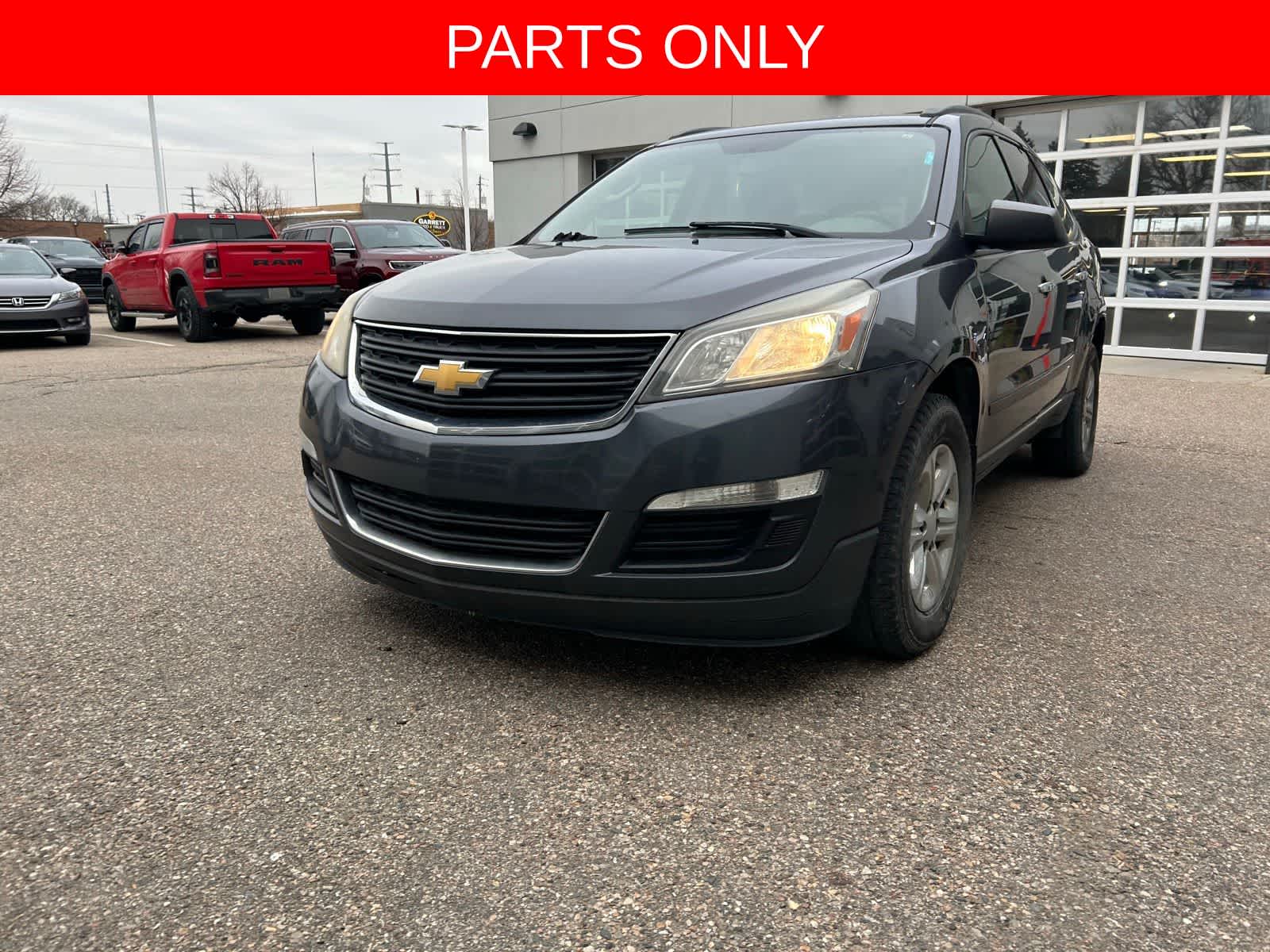 Thumbnail: 2014 Chevrolet Traverse - 3