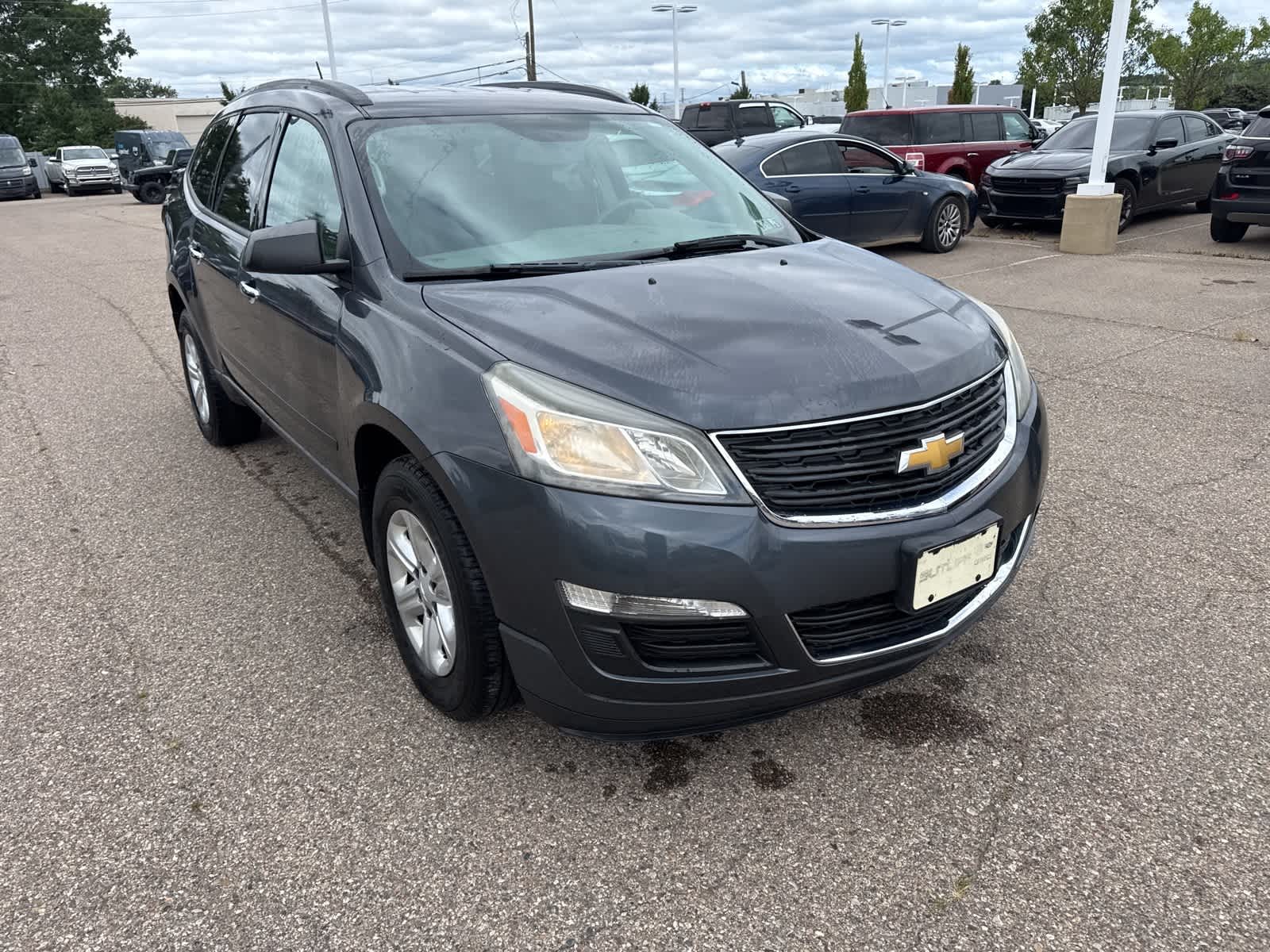Thumbnail: 2014 Chevrolet Traverse - 8
