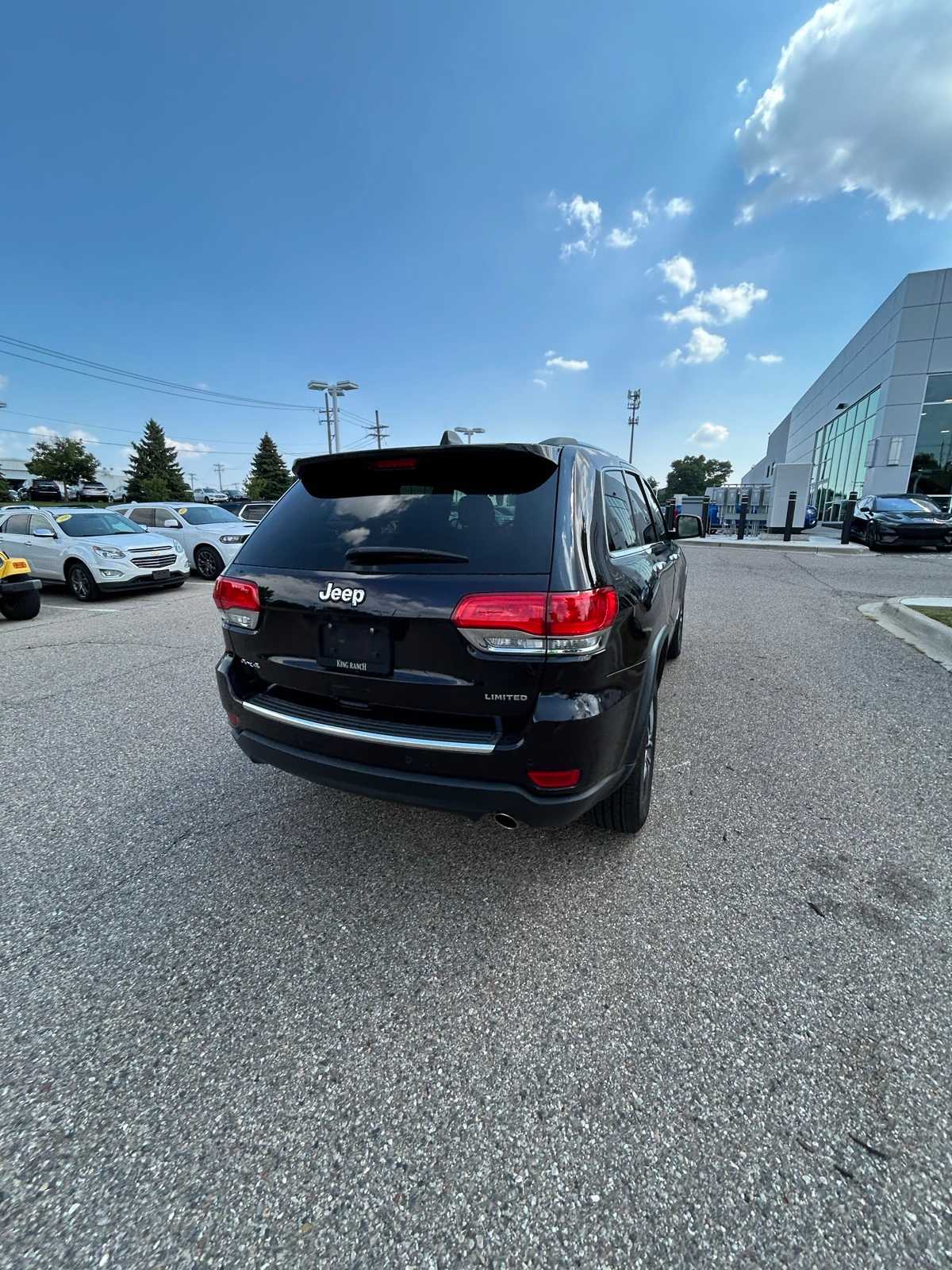 Thumbnail: 2019 Jeep Grand Cherokee - 21