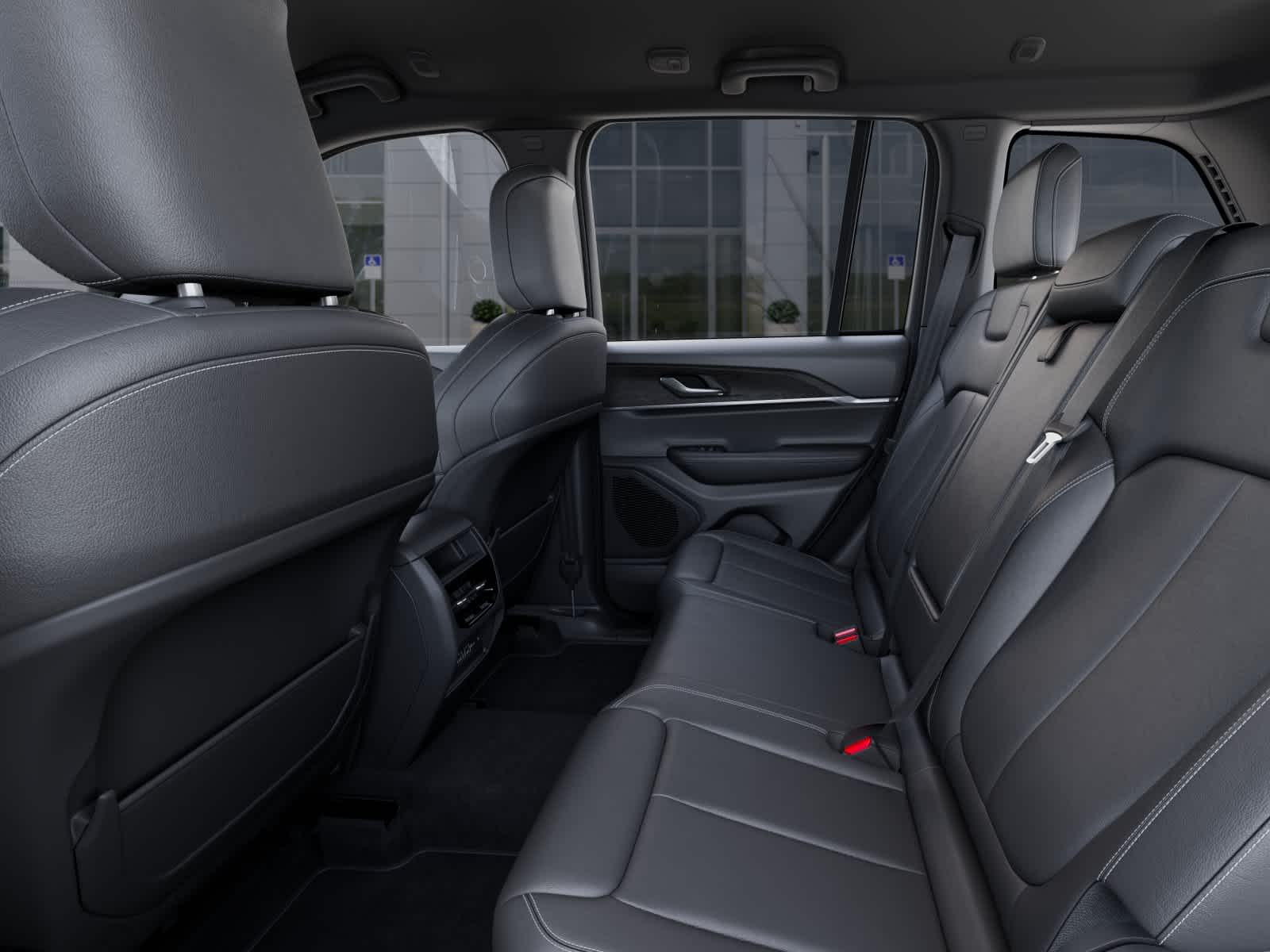 Thumbnail: 2025 Jeep Grand Cherokee - 23