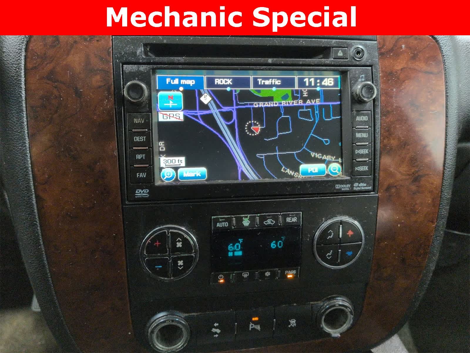 Thumbnail: 2011 Chevrolet Suburban - 28