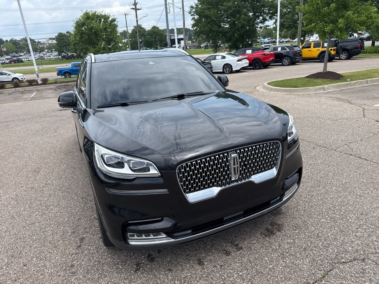 Thumbnail: 2020 Lincoln Aviator - 6