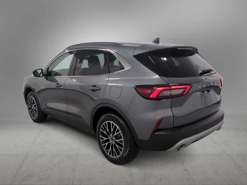 Thumbnail: 2025 Ford Escape - 6