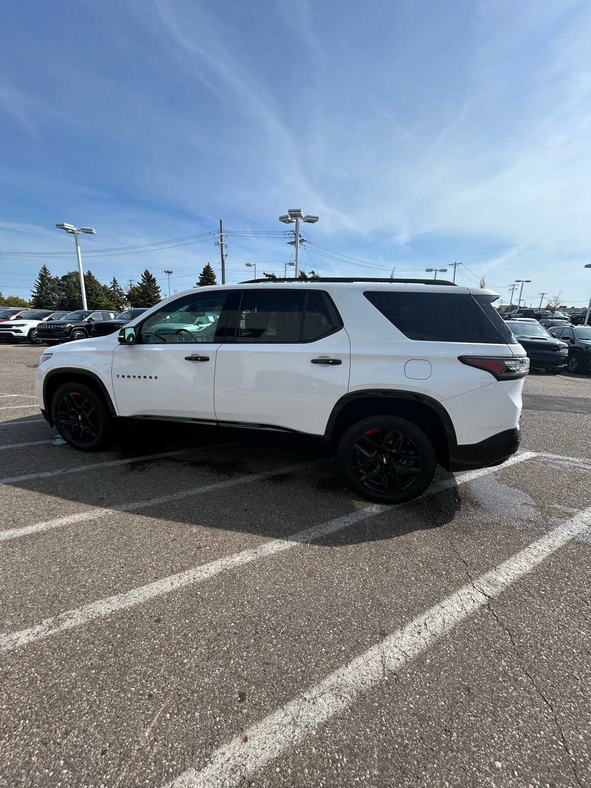 Thumbnail: 2020 Chevrolet Traverse - 30