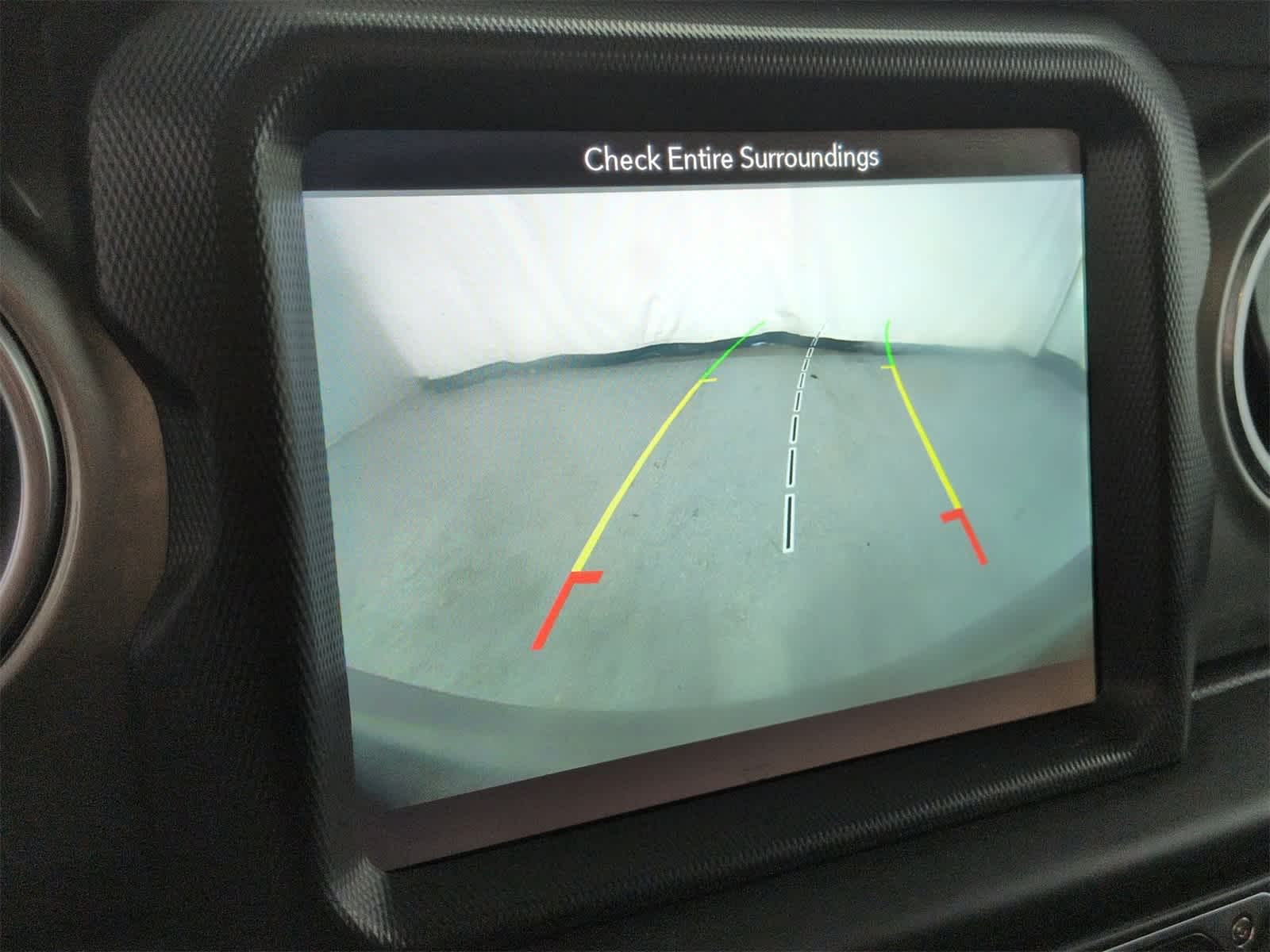 Thumbnail: 2019 Jeep Wrangler - 30