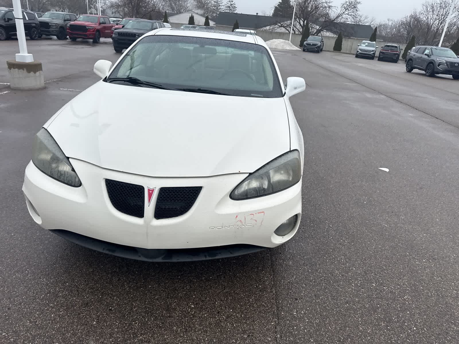 Thumbnail: 2008 Pontiac Grand Prix - 4