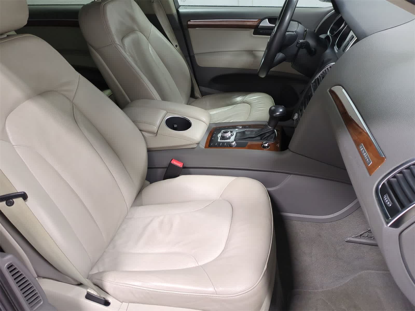 Thumbnail: 2014 Audi Q7 - 23