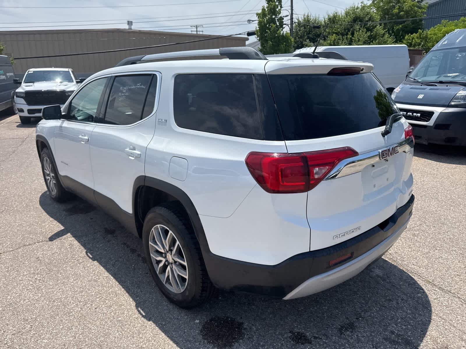2019 GMC Acadia SLE 19