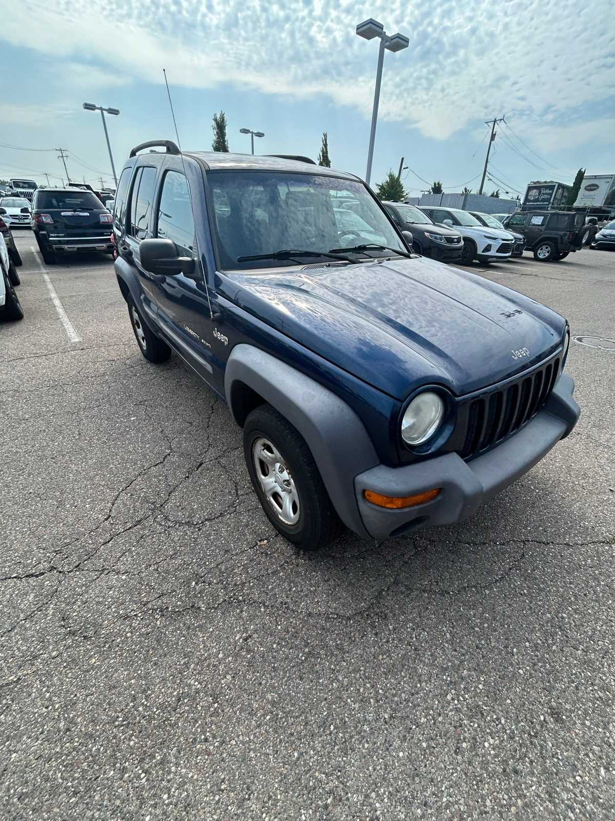 Thumbnail: 2002 Jeep Liberty - 10