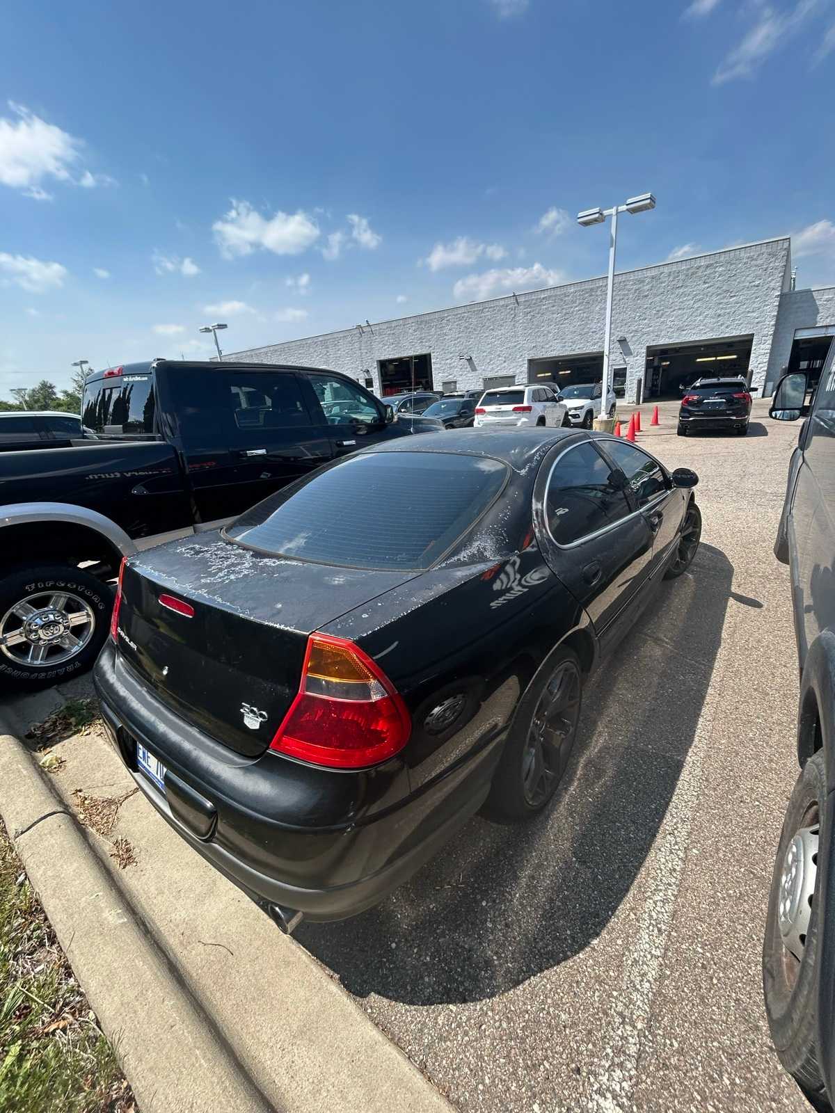 Thumbnail: 2002 Chrysler 300 - 11