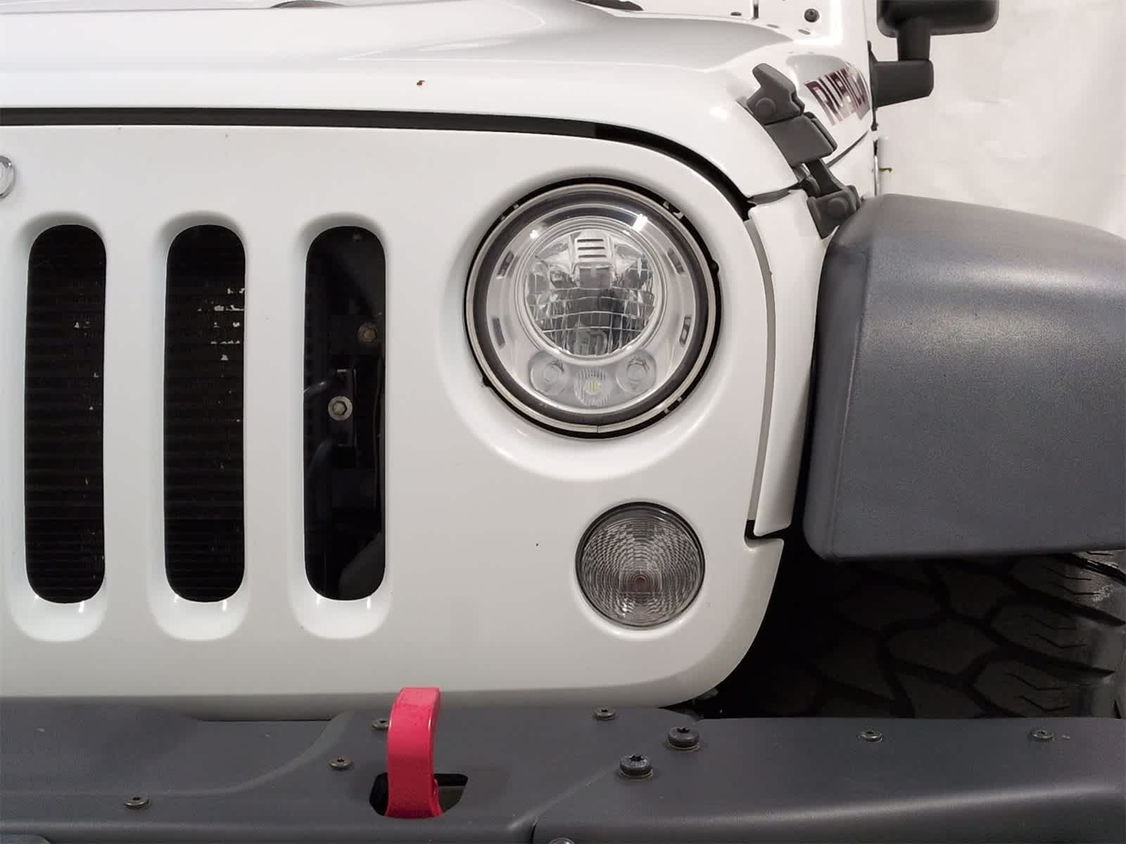 Thumbnail: 2017 Jeep Wrangler - 11