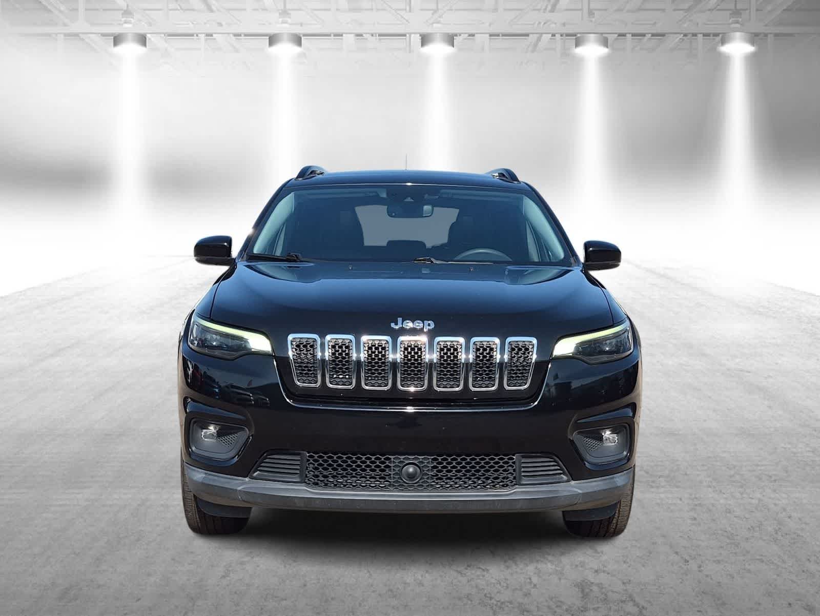 Thumbnail: 2022 Jeep Cherokee - 3