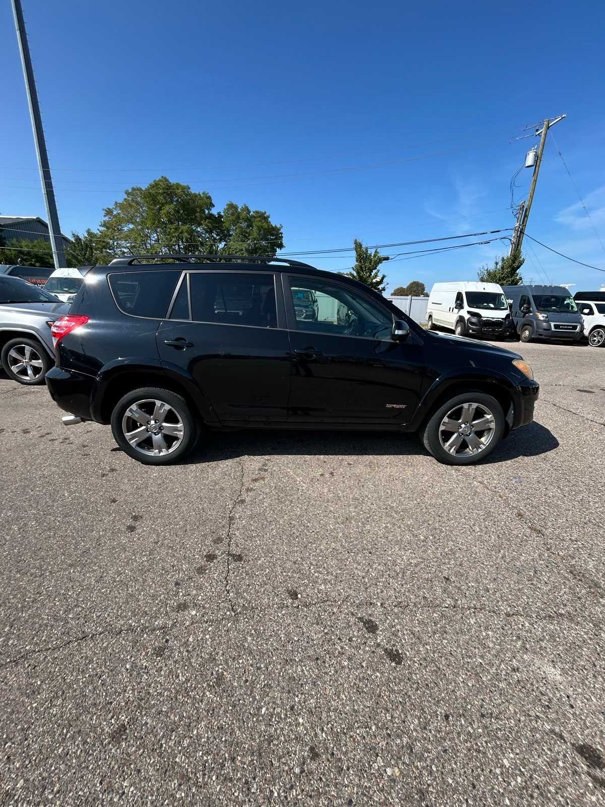 Thumbnail: 2010 Toyota RAV4 - 10