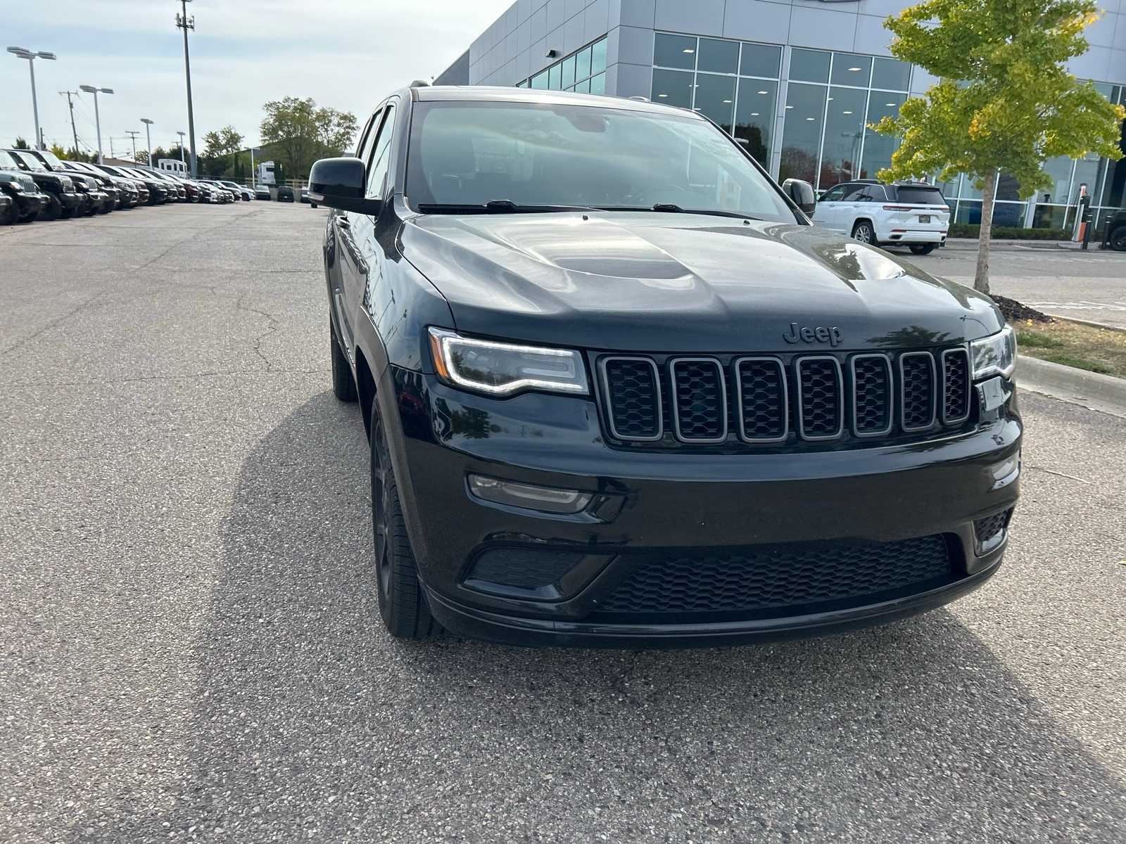 Thumbnail: 2021 Jeep Grand Cherokee - 8
