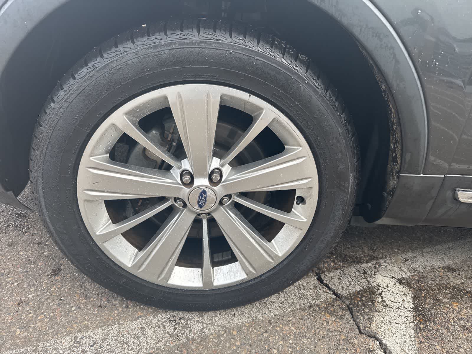 Thumbnail: 2019 Ford Explorer - 24