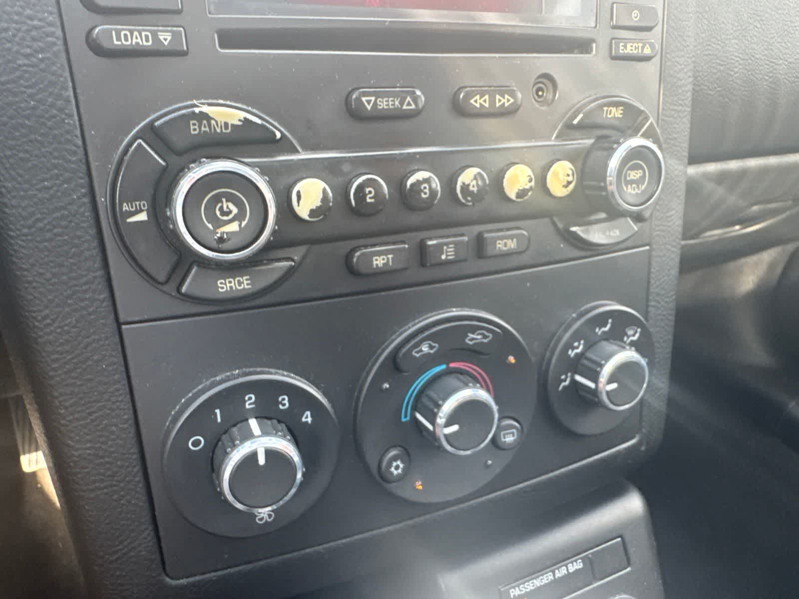 Thumbnail: 2009 Pontiac G6 - 18